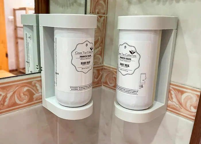 ゲストハウス Beatriz Charming