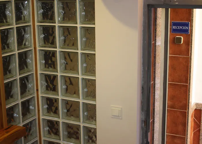 ゲストハウス Beatriz Charming *