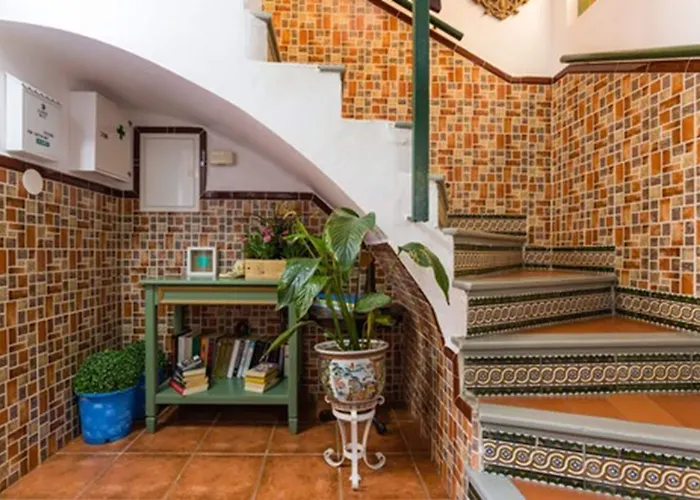 ゲストハウス Beatriz Charming