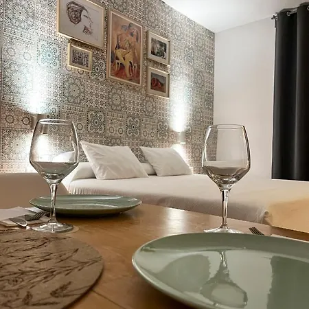 Beatriz Charming Hostal