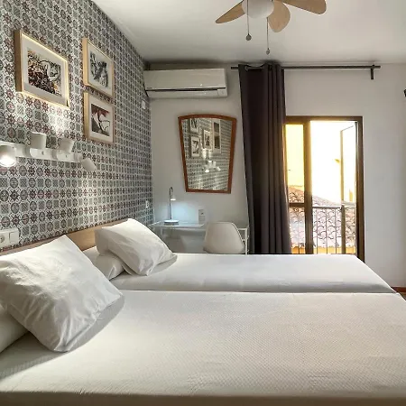 Beatriz Charming Hostal * توريمولينوس