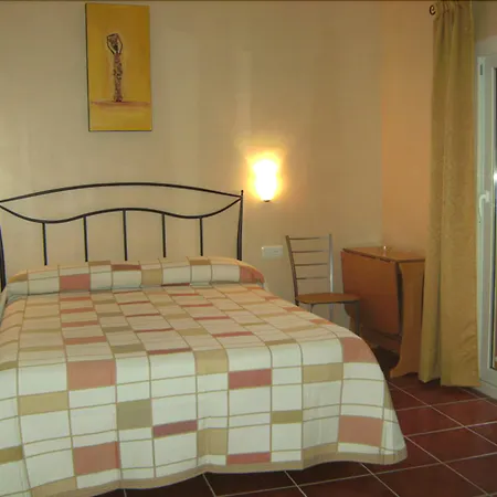 Beatriz Charming Hostal * توريمولينوس
