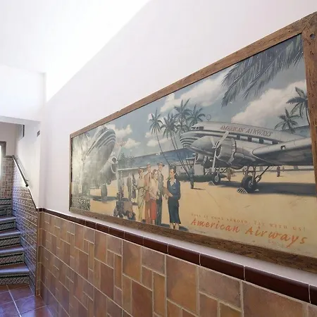 Beatriz Charming Hostal بيت ضيافة *