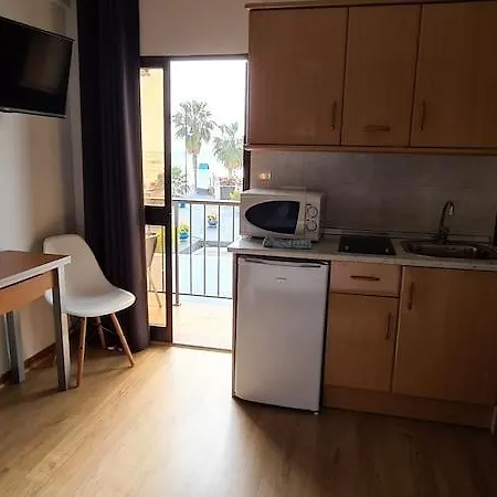 بيت ضيافة Beatriz Charming Hostal توريمولينوس