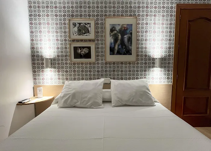 Beatriz Charming Торремолинос